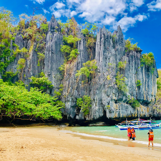 Underground Wonders & Island Vibes – Puerto Princesa